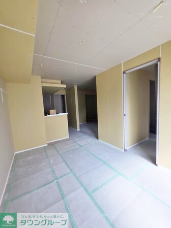 セレスティア西綾瀬の物件内観写真